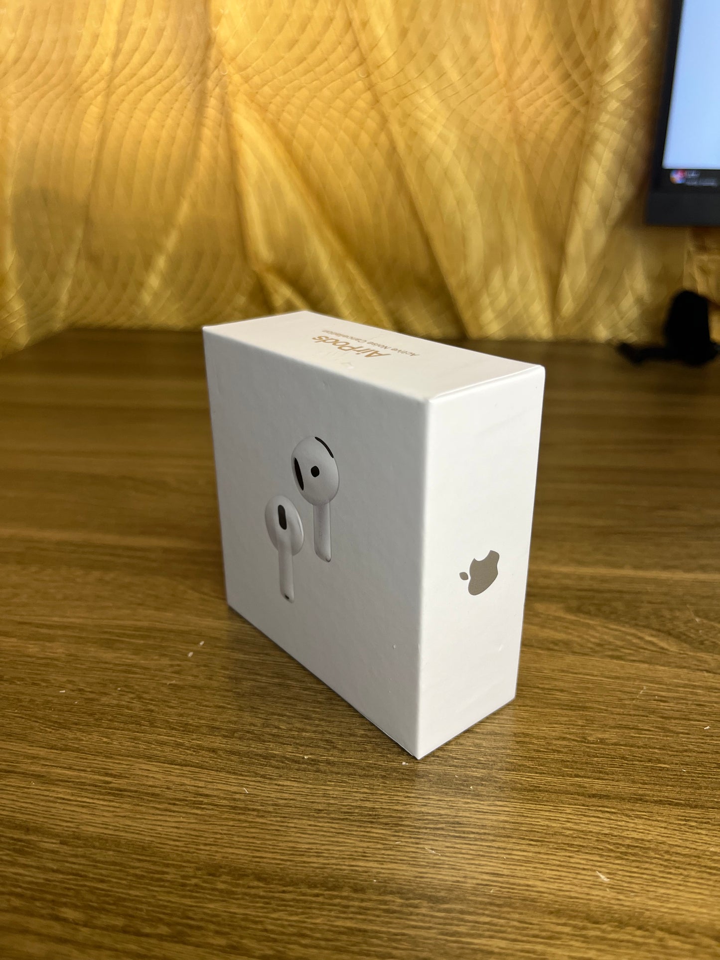 AirPods 4 Noise Cancellation (2024)