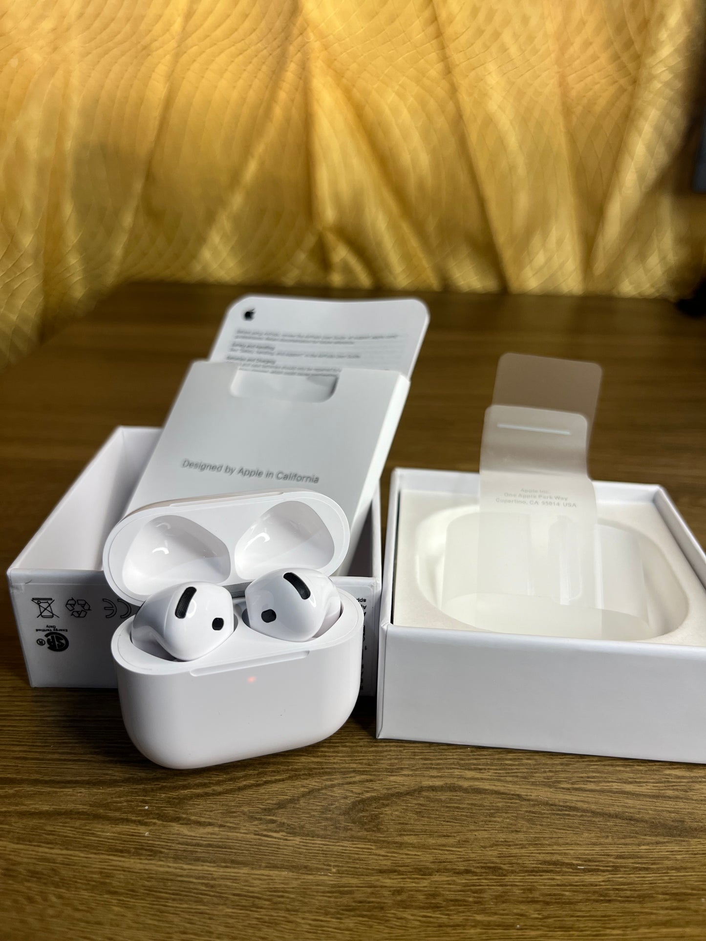 AirPods 4 Noise Cancellation (2024)